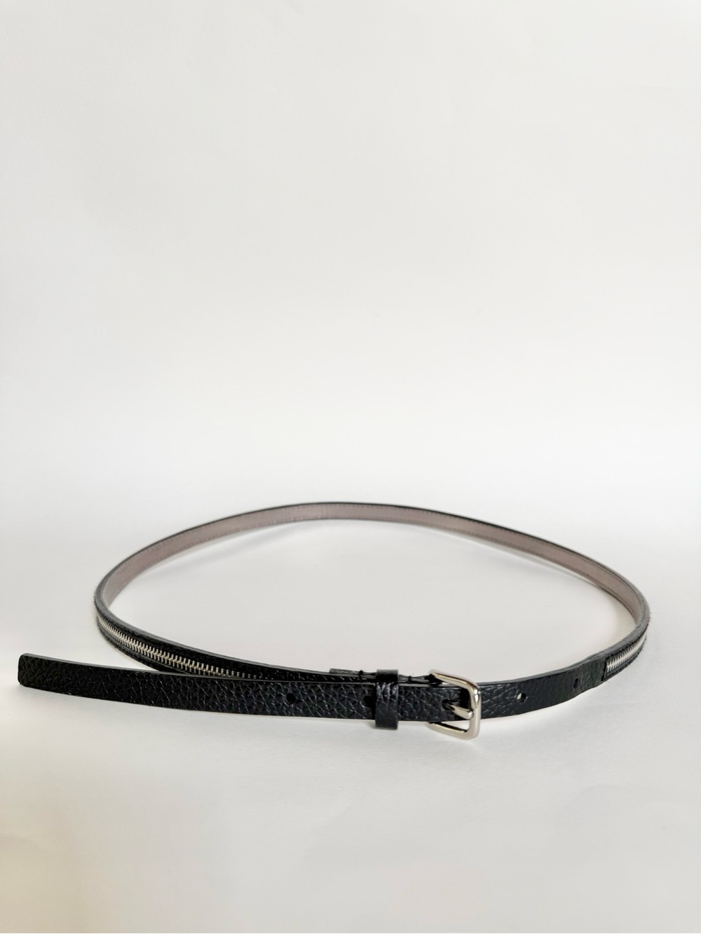 Thin Zipper Black Belt